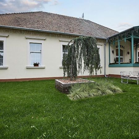 Aquasol Resort Mosonmagyaróvár Extérieur photo